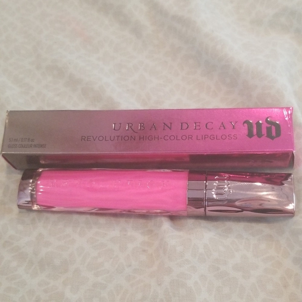 UD revolution high color gloss